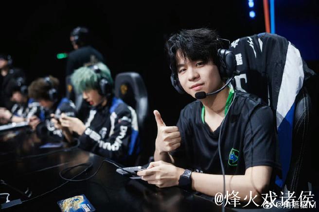 久酷苏烈大招收下安琪拉，轩染关羽再次顶回狂铁击杀