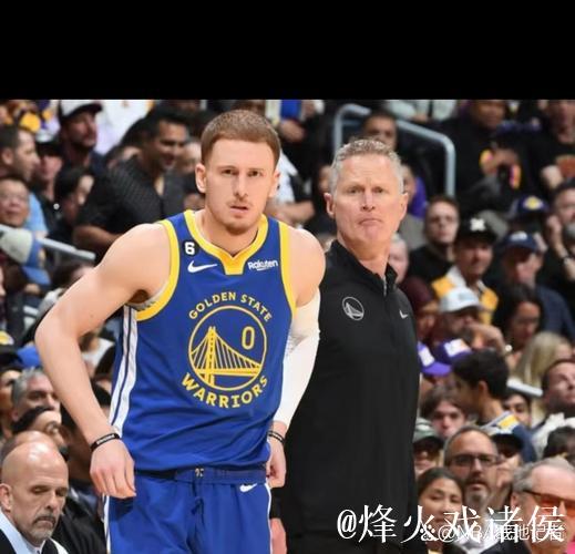 美记:尼克斯对迪温琴佐和阿尔瓦拉多表现出兴趣 美记:尼克斯对迪温琴佐和阿尔瓦拉多表现出兴趣